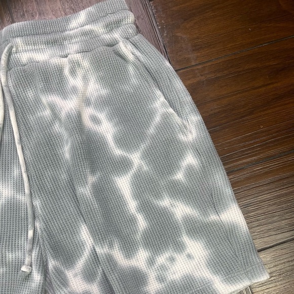 Anthropologie Saturday Sunday Tie Dye High Rise Shorts Size Small - Picture 3 of 10